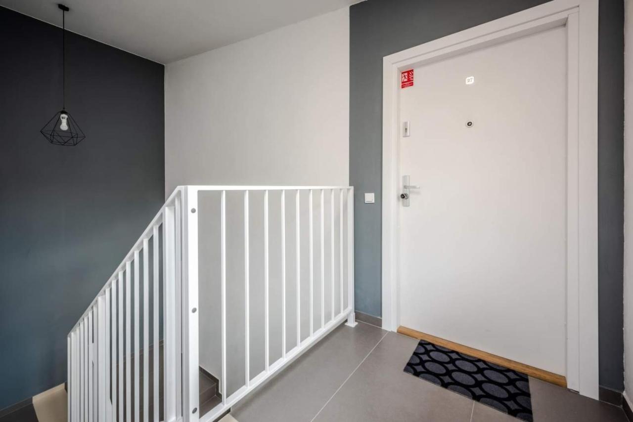 Modern Apartment Arizona Studio Old Town Dietla Balcony Cracovie Extérieur photo